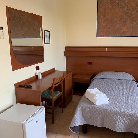 Hotel Regina Campolongo Maggiore Экстерьер фото