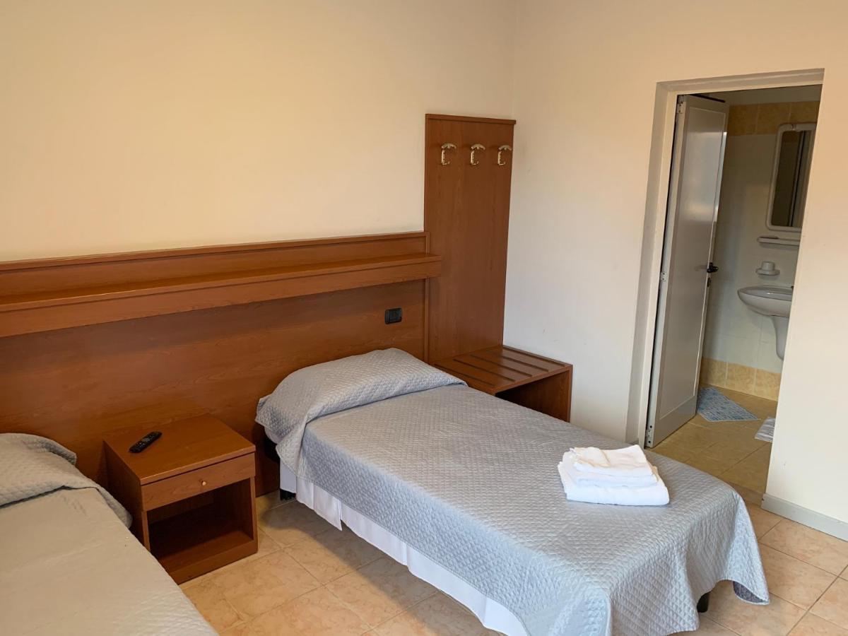 Hotel Regina Campolongo Maggiore Экстерьер фото